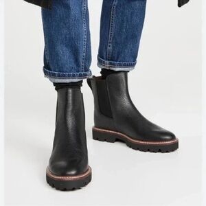 Madewell  The Citywalk Lugsole Chelsea Boot in Black Leather